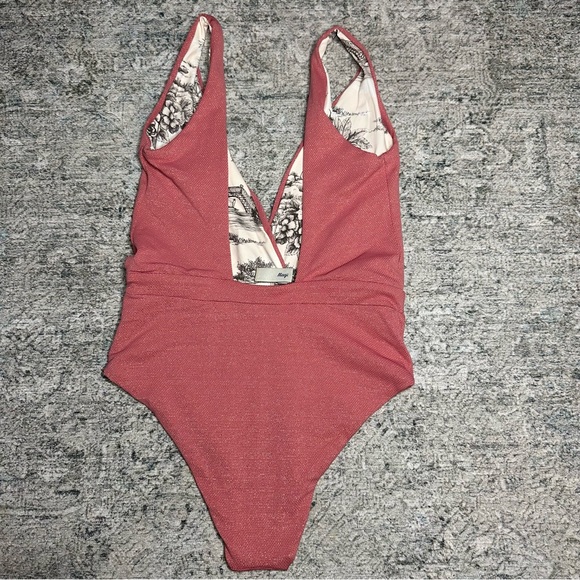 Maaji One Piece Reversible SwimSuit Size M - Picture 7 of 8